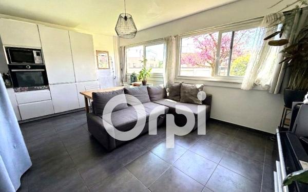 Appartement à vendre    2 pièces • 41,23 m2 Antony