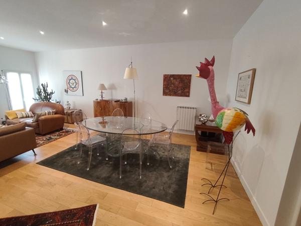 RARE - Hyper centre - Rochefort - Appartement avec ascenseur.