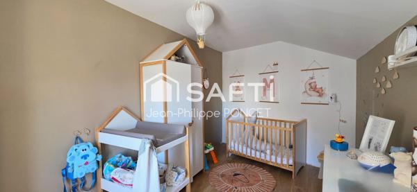 Maison familiale 4 chambres jardin garage et studio