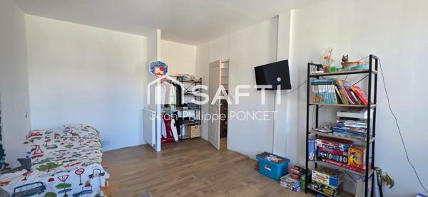 Maison familiale 4 chambres jardin garage et studio