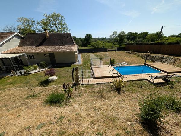 Maison à vendre de prestige 8 pièces à vendre à Montpon-Ménestérol