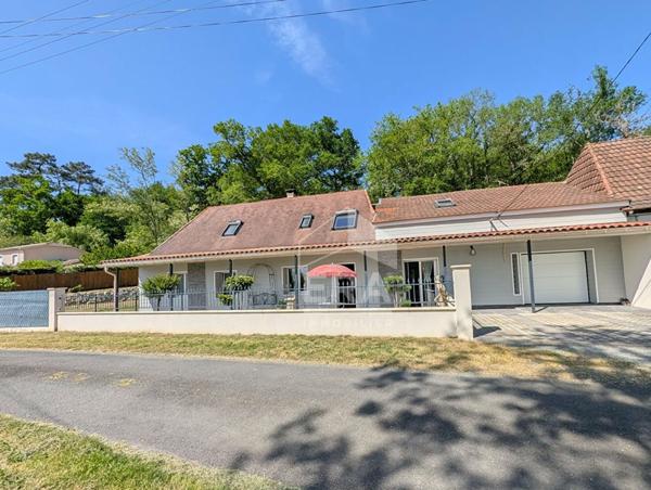 Maison à vendre de prestige 8 pièces à vendre à Montpon-Ménestérol