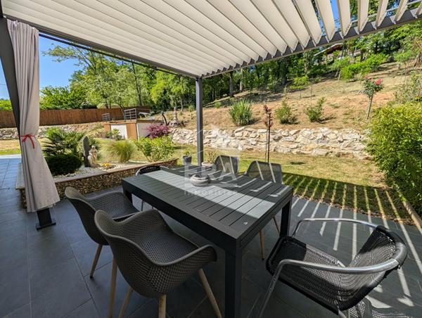 Maison à vendre de prestige 8 pièces à vendre à Montpon-Ménestérol