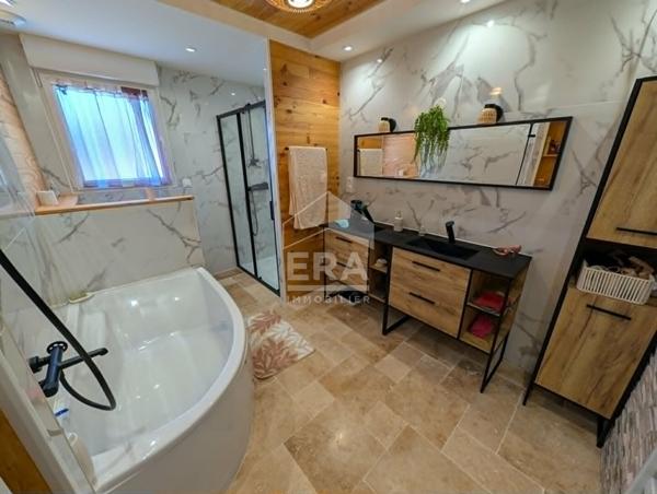 Maison à vendre de prestige 8 pièces à vendre à Montpon-Ménestérol
