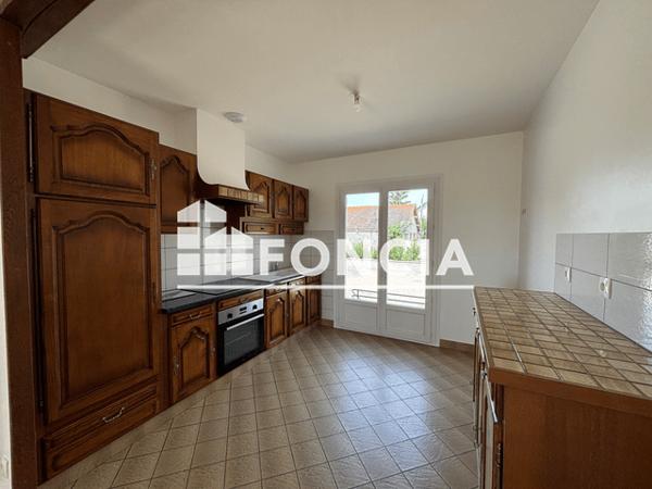 Location Maison 5 pièces 83.24 m² - Vineuil 41350