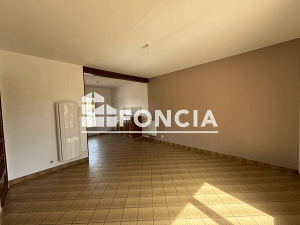 Location Maison 5 pièces 83.24 m² - Vineuil 41350