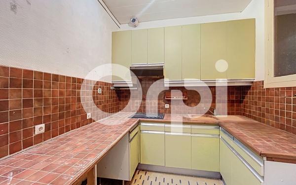 Immeuble à vendre    5 pièces •  Saint-Gaudens