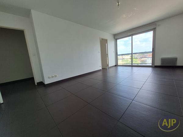 Location appartement Reze : 918 € - AJP Immobilier Rezé