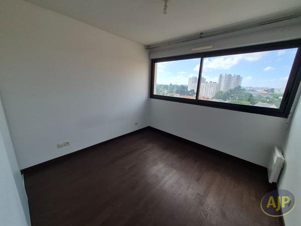 Location appartement Reze : 918 € - AJP Immobilier Rezé