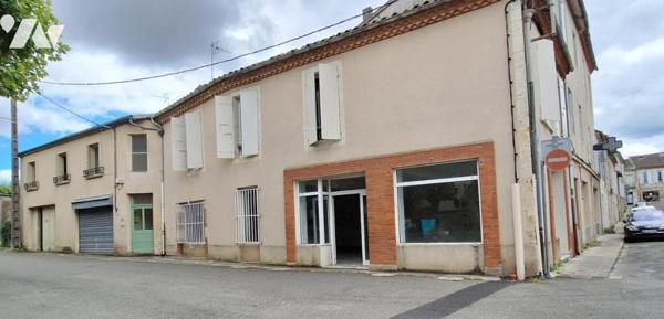 VIC-FEZENSAC Immeuble  local+garage+2 appartement
