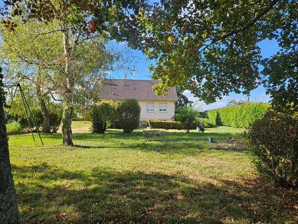 NOUVEAUTÉ EXCLUSIVITE UNE BELLE MAISON FAMILIALE À DÉCOUVRIR A LA FLECHE