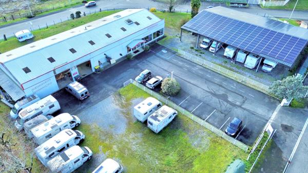 Local commercial 629 m2
