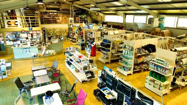 Local commercial 629 m2