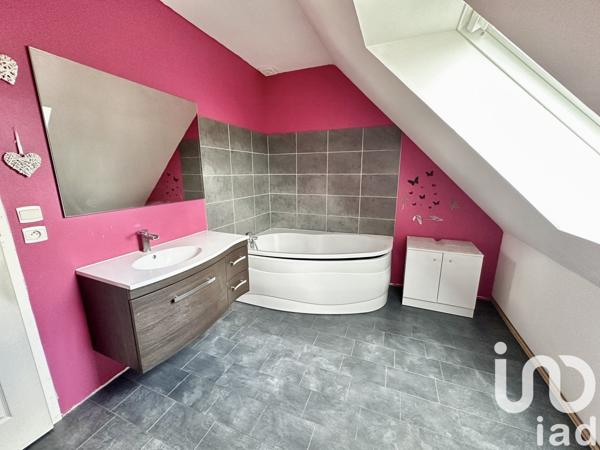 Maison 6 pièces de 143 m² à Beaumont-Hague (50440)