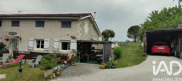 Maison à vendre 8 pièces 195 m² Saintes
