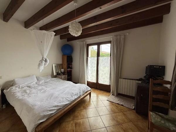 Maison au Pays Basque de 185 m² avec 3 chambres et 2 studios
