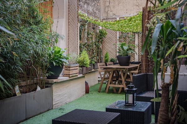 Appartement de standing coeur de Paris avec terrasse
