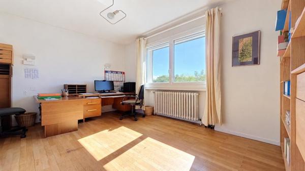 Vente / Maison T6+ à Feyzin (69320)