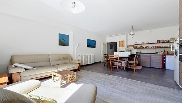 Vente / Maison T6+ à Feyzin (69320)