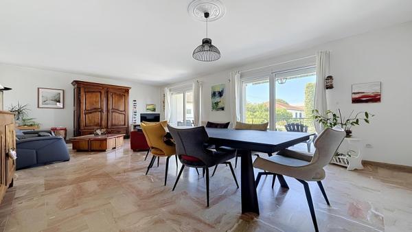 Vente / Maison T6+ à Feyzin (69320)
