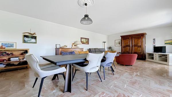 Vente / Maison T6+ à Feyzin (69320)