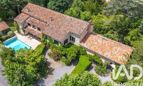 Maison à vendre 10 pièces 420 m² Alès