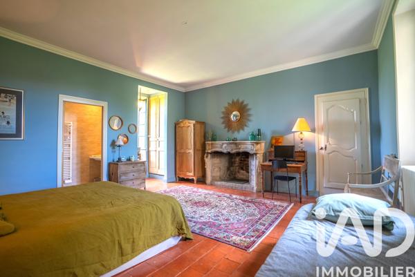 Maison à vendre 10 pièces 420 m² Alès