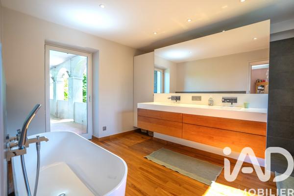 Maison à vendre 10 pièces 420 m² Alès