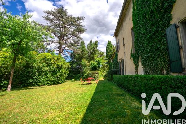 Maison à vendre 10 pièces 420 m² Alès