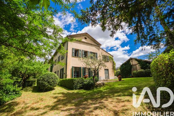 Maison à vendre 10 pièces 420 m² Alès