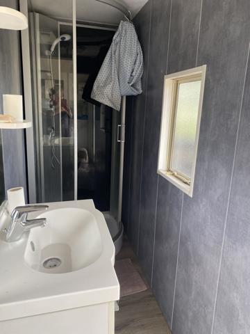 Maison de vacances avec grande terrasse couverte