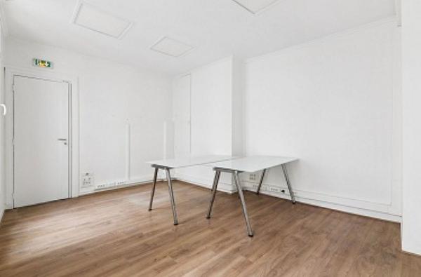 Bureaux à louer à PARIS 75009