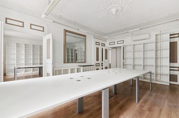 Bureaux à louer à PARIS 75009