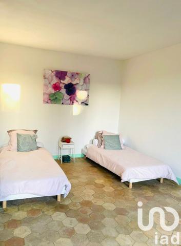 Maison 4 pièces de 143 m² à Beaumont-les-Autels (28480)