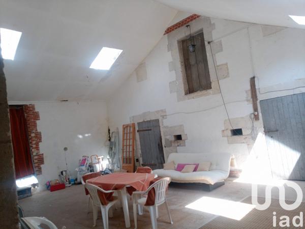 Maison 4 pièces de 143 m² à Beaumont-les-Autels (28480)