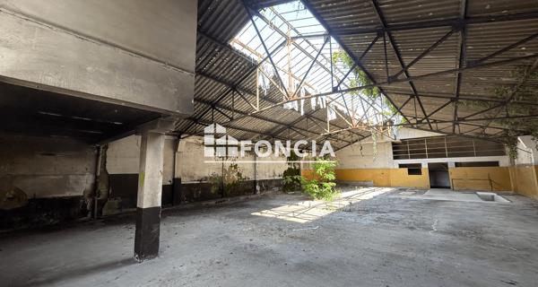 À vendre Local commercial 571 m² - Bordeaux 33000