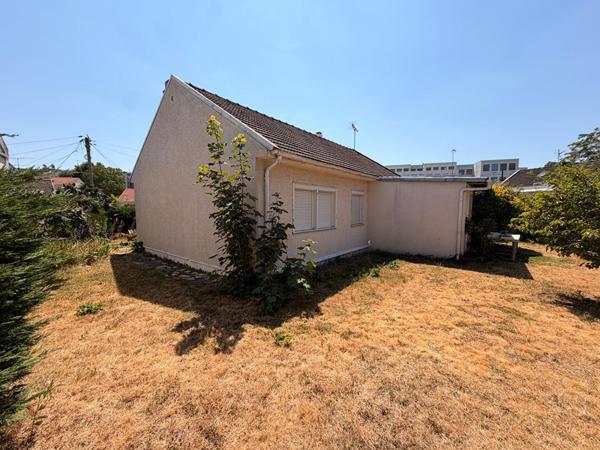 Pavillon F5 87 m²  3 chambres 552 m² de terrain