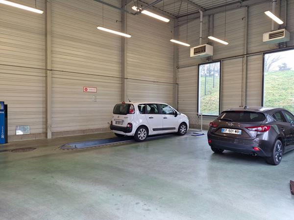 Local Commercial
        
        - 280 m²