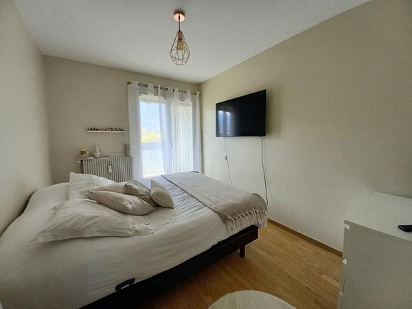 Appartement traversant Est Ouest, centre ville proche de toutes commodités