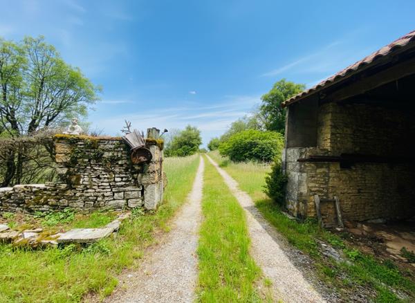 Ancien corps de ferme en pierre Crayssac