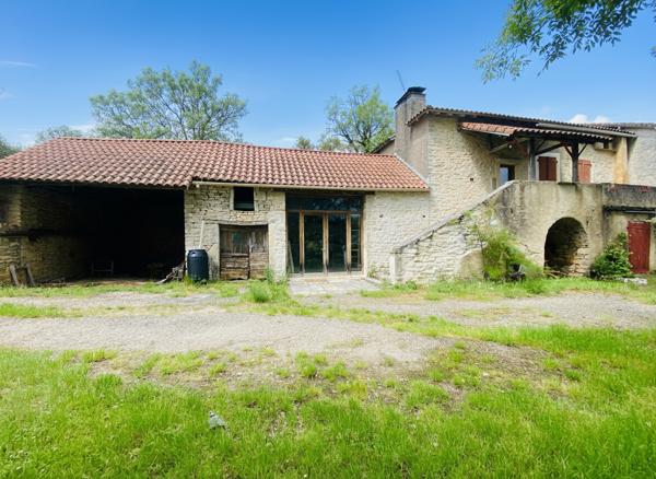 Ancien corps de ferme en pierre Crayssac