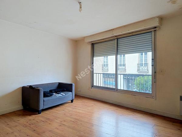 Immeuble à vendre à Pont Rousseau - 8 pièces, 208 m²