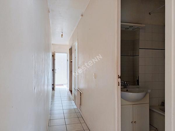 Immeuble à vendre à Pont Rousseau - 8 pièces, 208 m²