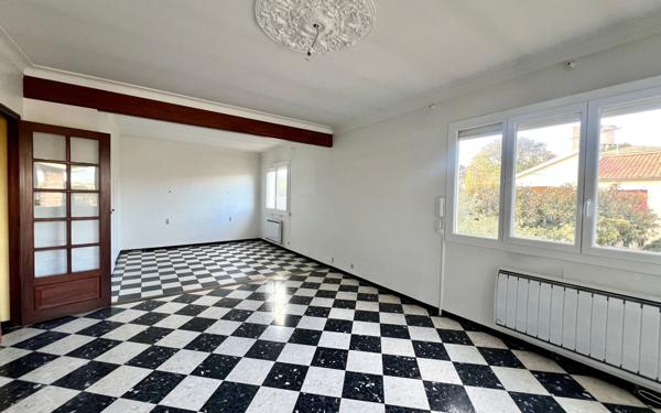 Maison à vendre    5 pièces •  Béziers