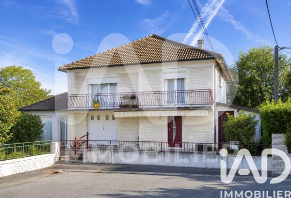 Maison à vendre 3 pièces 148 m² Saint-Pantaléon-de-Larche