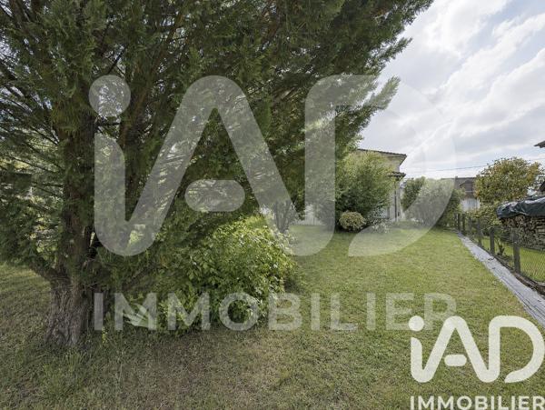 Maison à vendre 3 pièces 148 m² Saint-Pantaléon-de-Larche