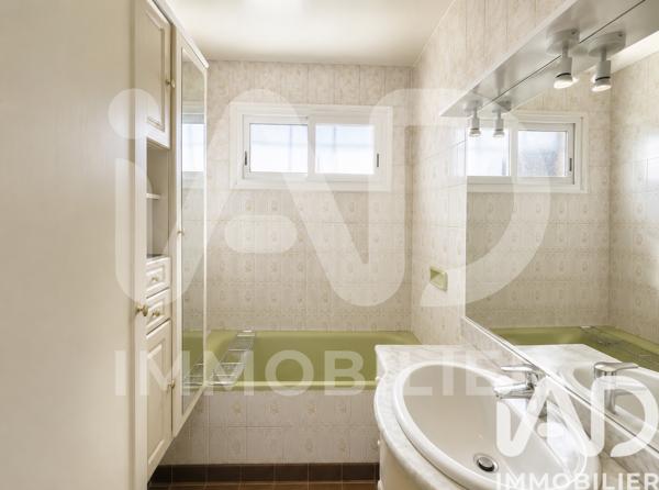 Maison à vendre 3 pièces 148 m² Saint-Pantaléon-de-Larche