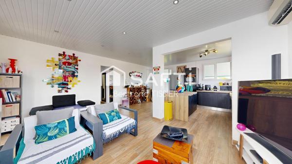 Maison sur deux niveaux, F4 et deux F2, piscine