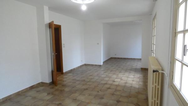 CARCASSONNE MAISON 3 CHAMBRES GARAGE ET JARDIN