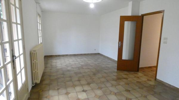 CARCASSONNE MAISON 3 CHAMBRES GARAGE ET JARDIN